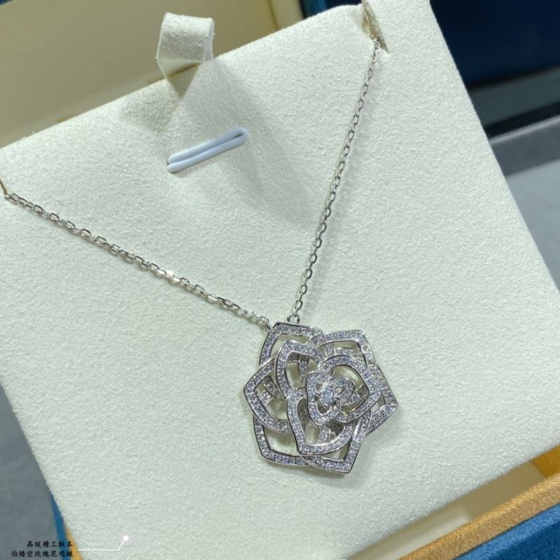 Piaget Necklaces